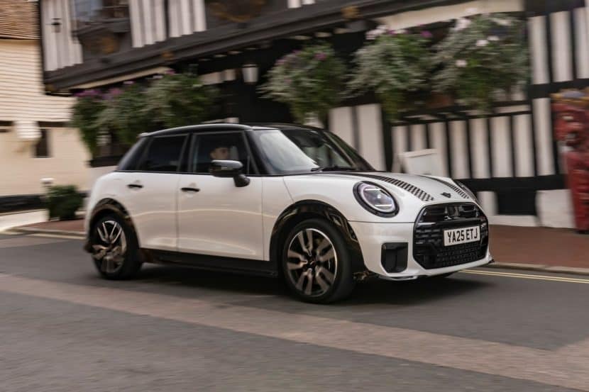 MINI Cooper S Hot Hatches Dress Up In John Cooper Works Trim