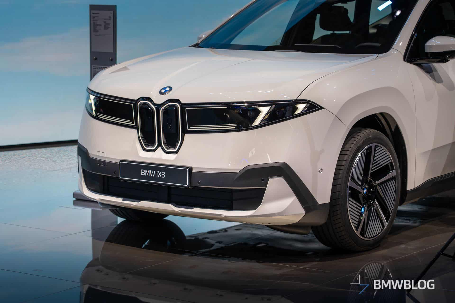 BMW IX3 AUTONOMOUS DRIVING 05