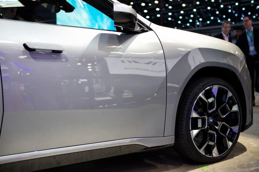 BMW IX3 SPACE SILVER 05 BMW IX3 SPACE SILVER 05