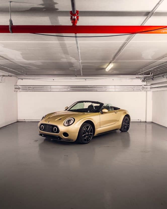 MINI SUPERLEGGERA GOLD COLOR 06