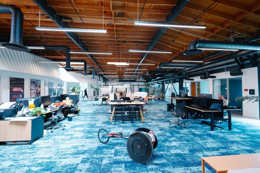 BMW DESIGNWORKS SANTA MONICA 00