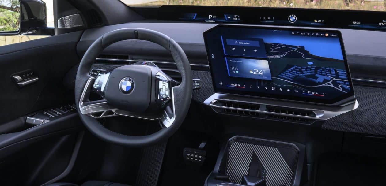 2026 BMW IX3 REVIEW INTERIOR 05