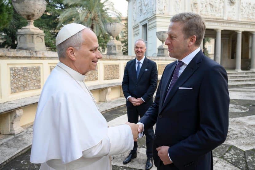 BMW CEO OLIVER ZIPSE AND POPE LEO XIV 1