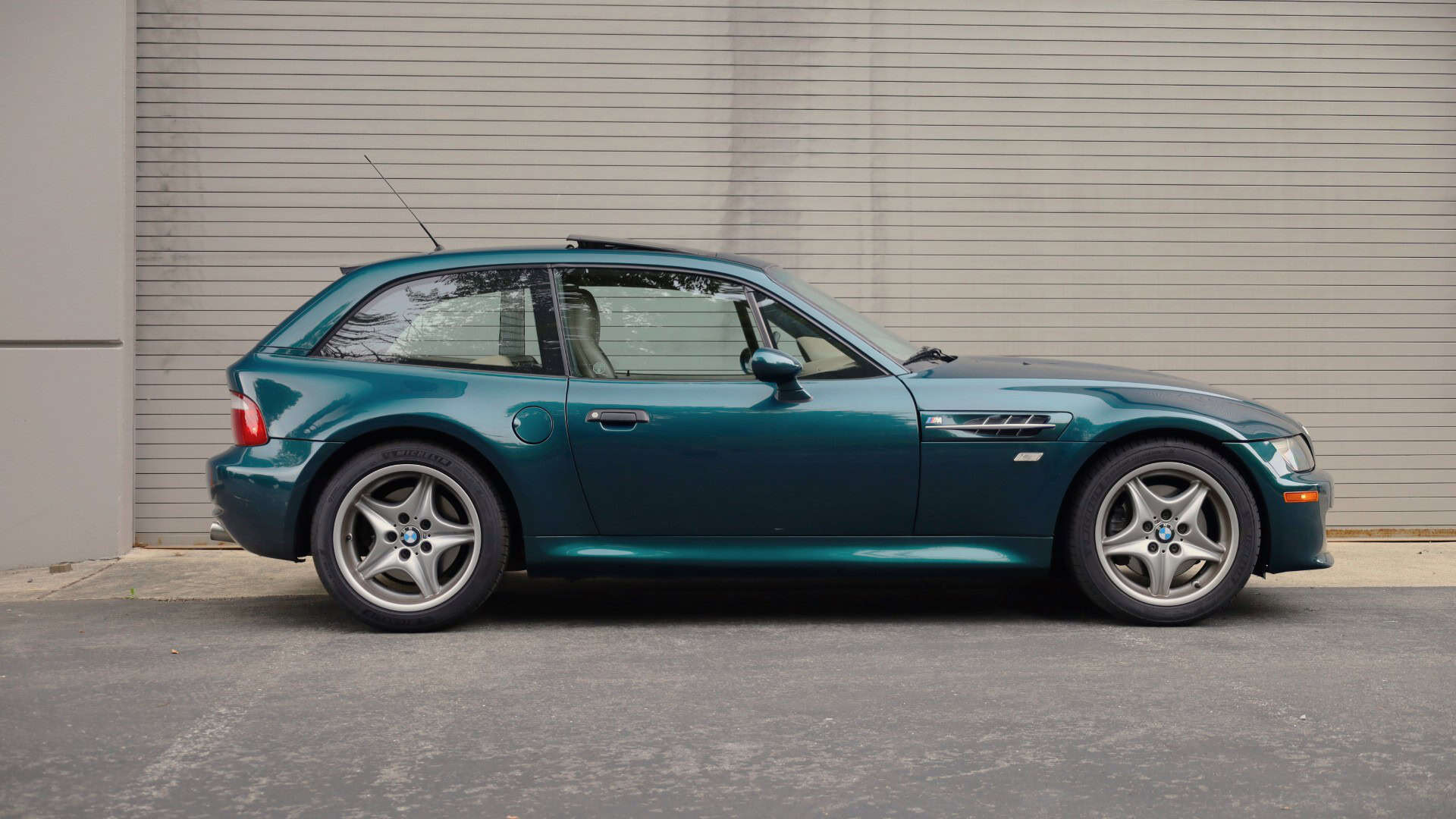 STEVEN M COUPE SIDE