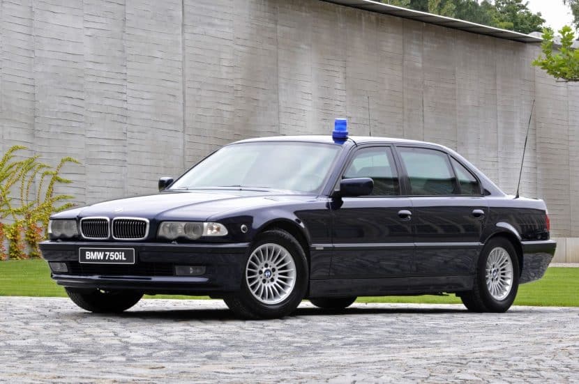 BMW 750IL SECURITY VEHICLE E38 00