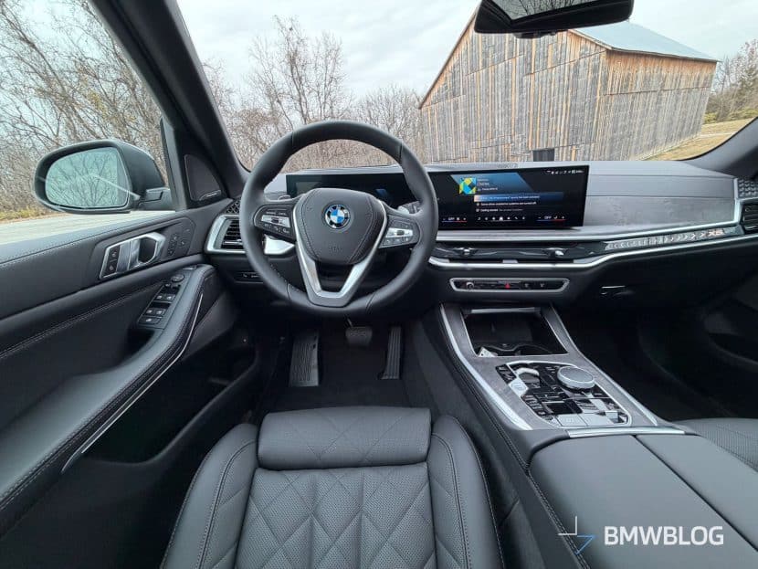 BMW X5 XDRIVE50E REVIEW interior design