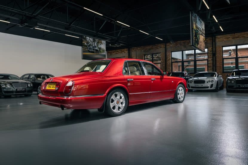 2001 ARNAGE RED LABEL - 2
