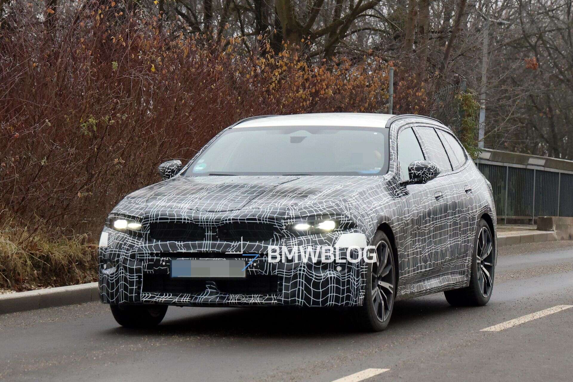 2027 BMW 5 SERIES TOURING LCI FACELIFT PROTOTYPE 19