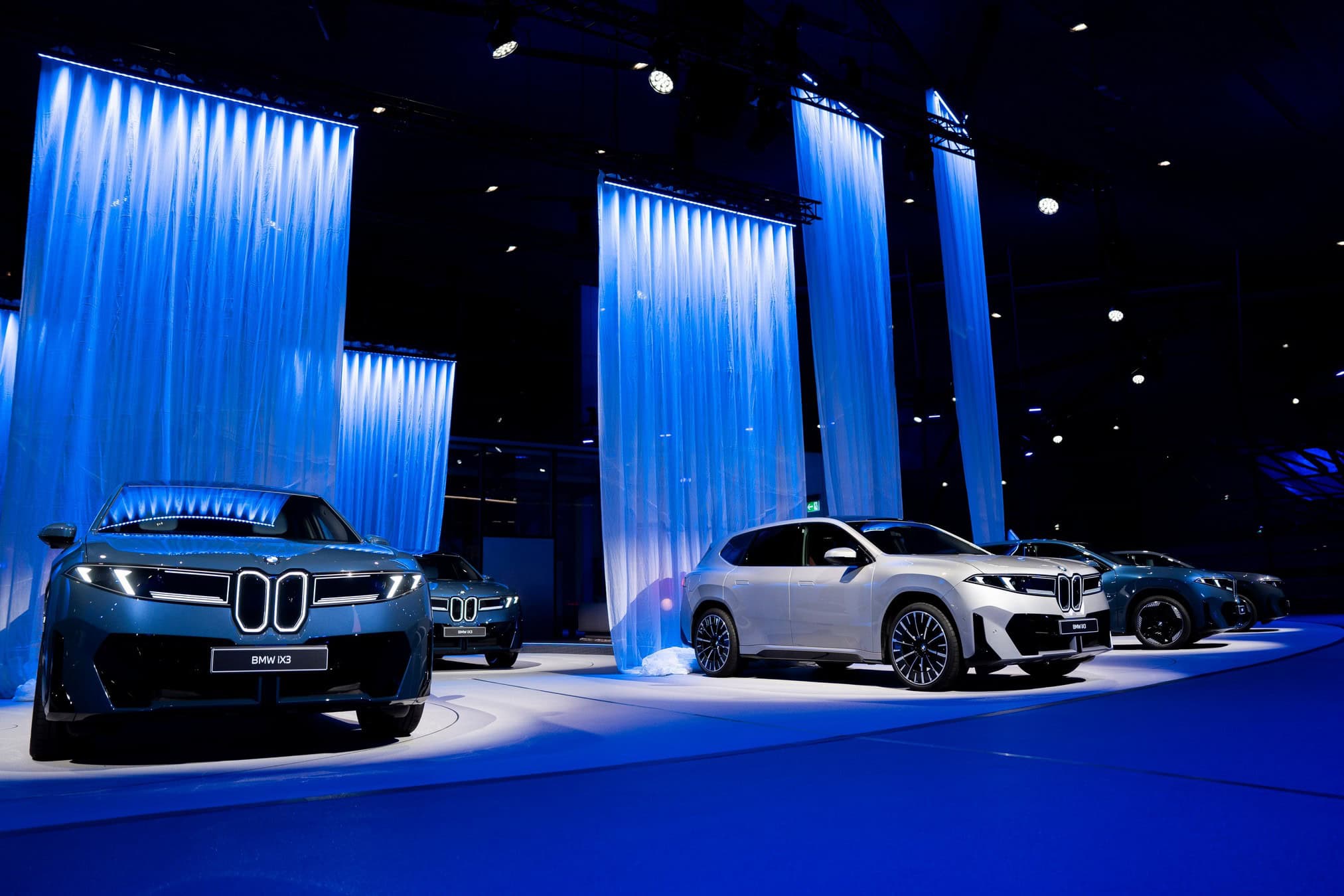 FIRST 2026 BMW IX3 DELIVERED 12