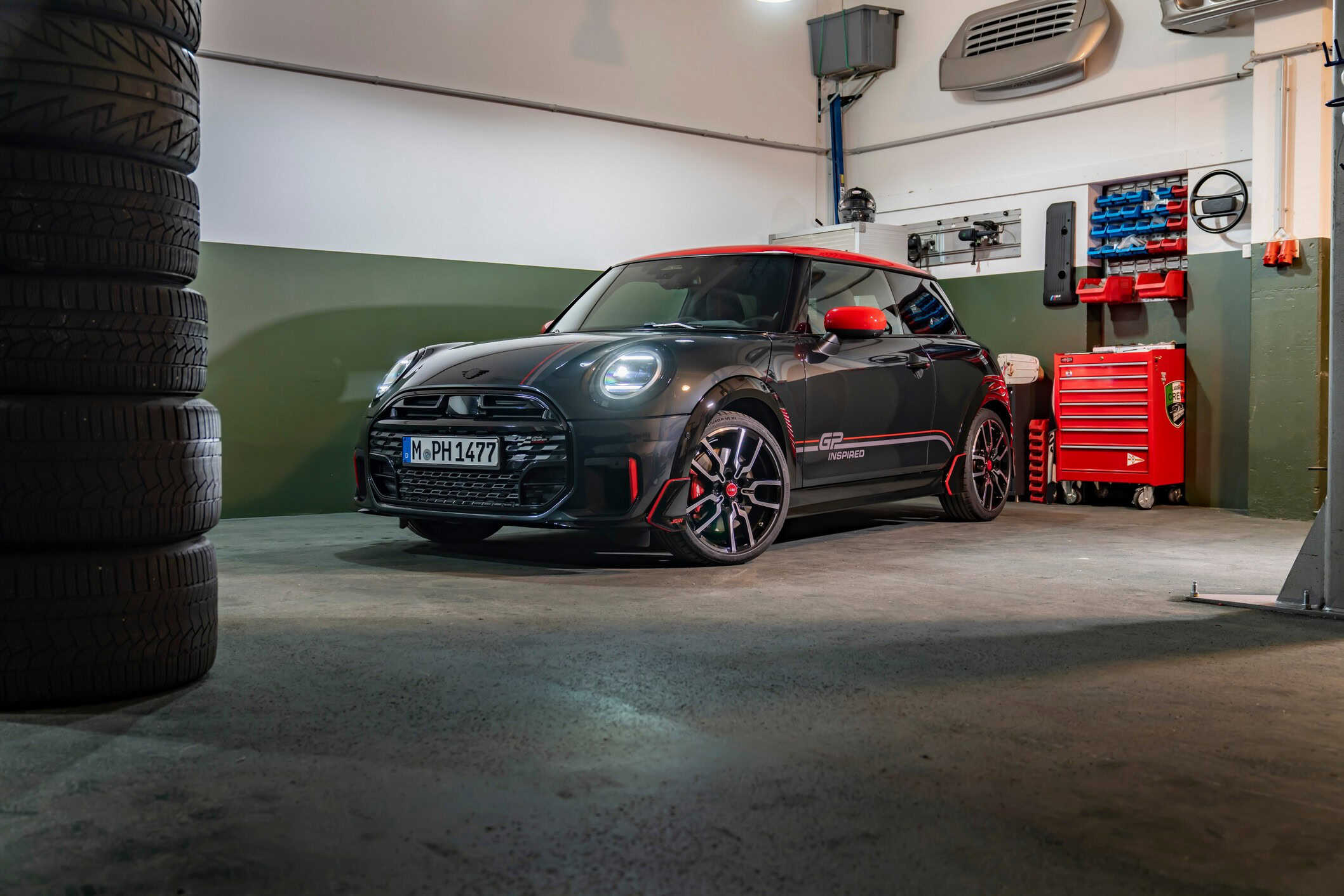 MINI GP INSPIRED EDITION 1
