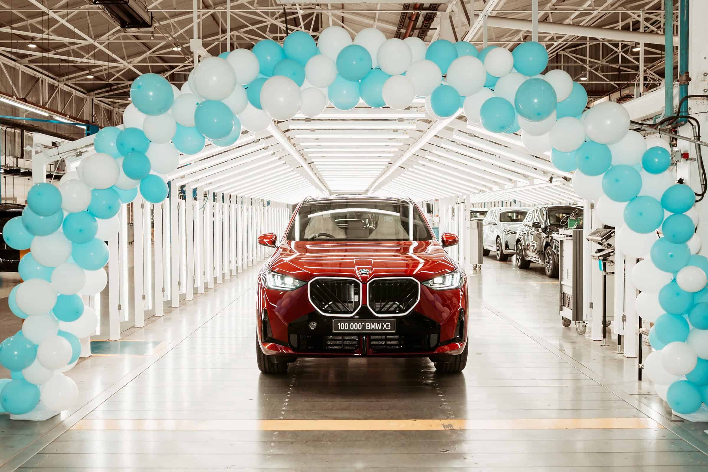 100,000TH BMW X3 G45 MADE IN ROSSLYN 3