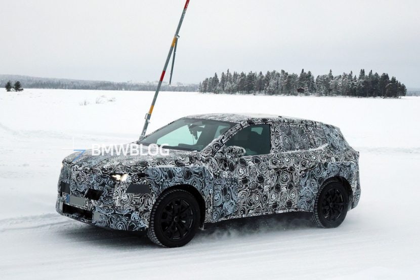 2028 BMW IX1 NB5 SPY PHOTOS 10 2028 BMW IX1 NB5 SPY PHOTOS side view