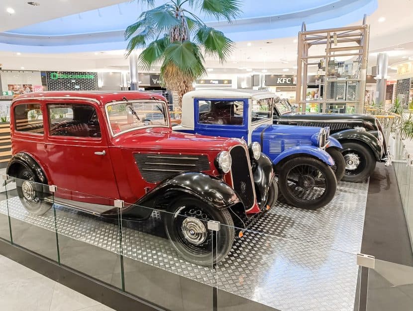 BMW LEGENDS AT FUTURUM OSTRAVA SHOPPING MALL 10 BMW LEGENDS AT FUTURUM OSTRAVA SHOPPING MALL 10