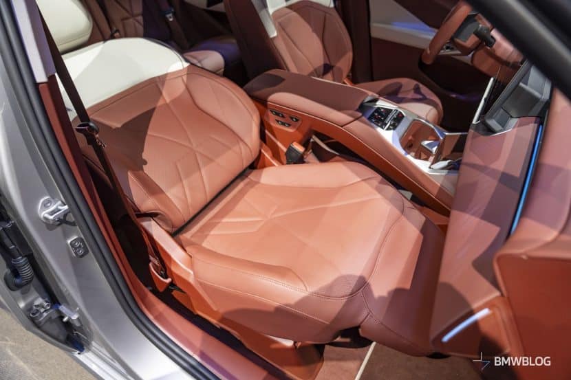 BMW IX3 50L CHINA lounge chair