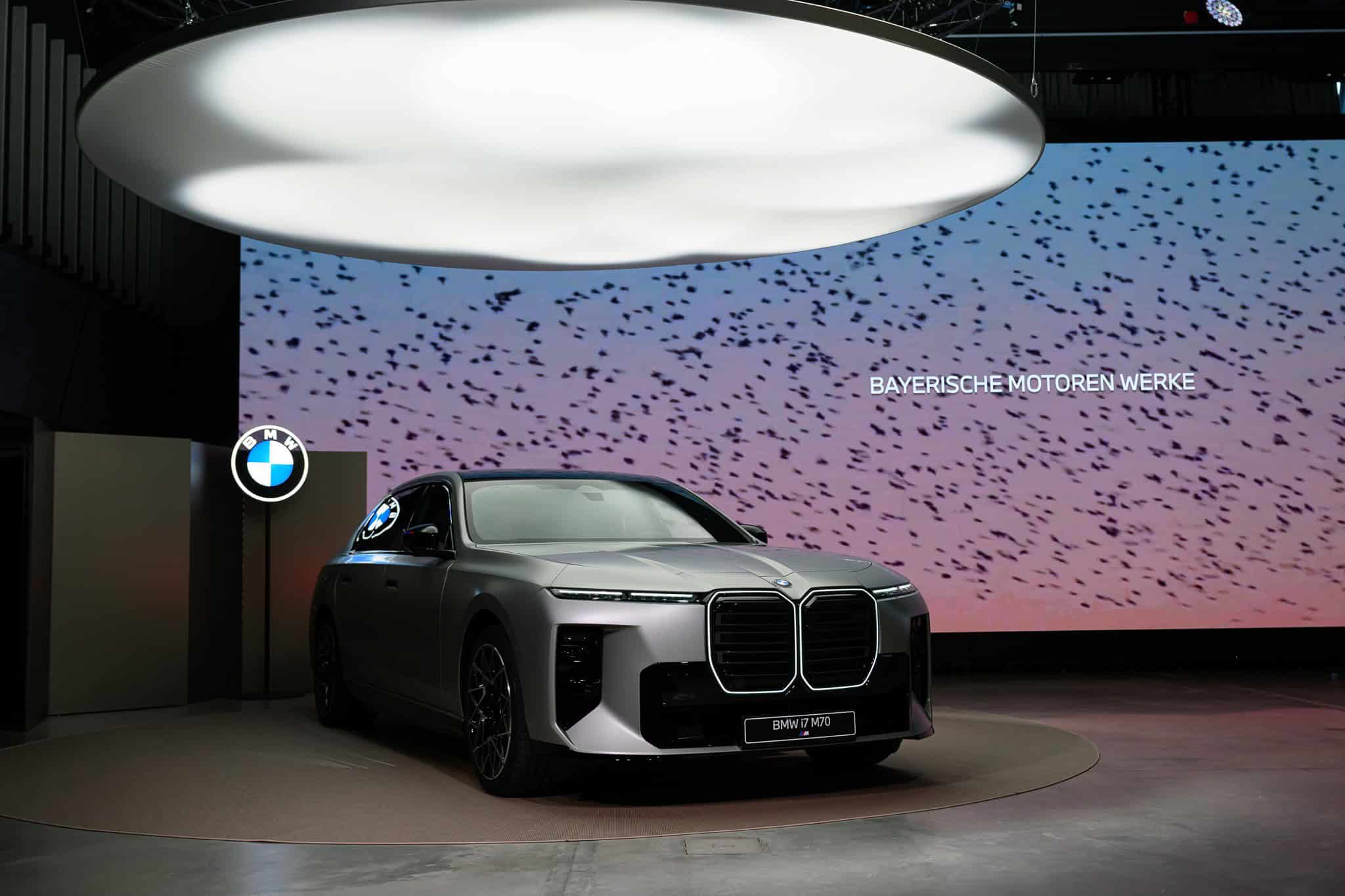2027 BMW 7 SERIES 1