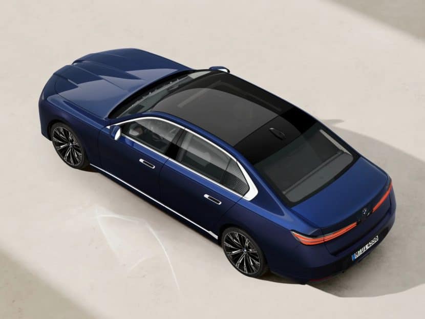 2027 BMW 7 SERIES DUAL FINISH TANZANITE BLUE 10