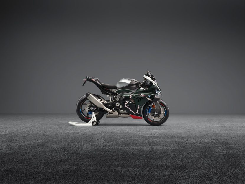 BMW M 1000 RR LIMITED EDITION ISLE OF MAN TT 01 BMW M 1000 RR LIMITED EDITION ISLE OF MAN TT 01