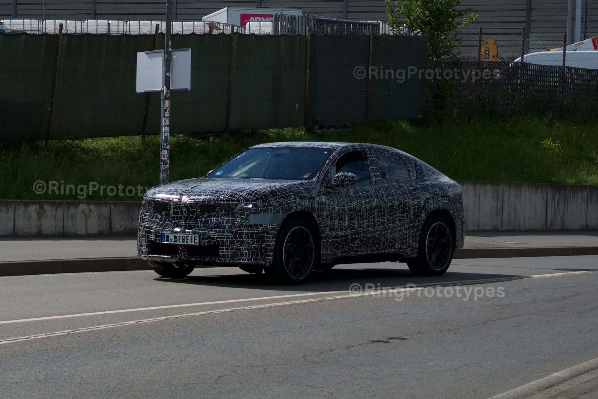 2027 BMW IX4 NA7 SPY PHOTOS 01