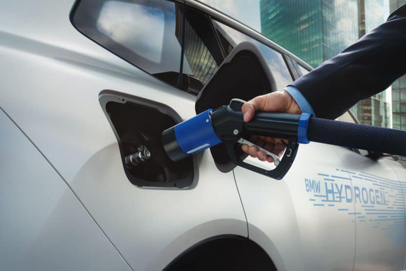 2027 BMW iX5 Hydrogen Specs: Range, Refueling, Storage, and Size