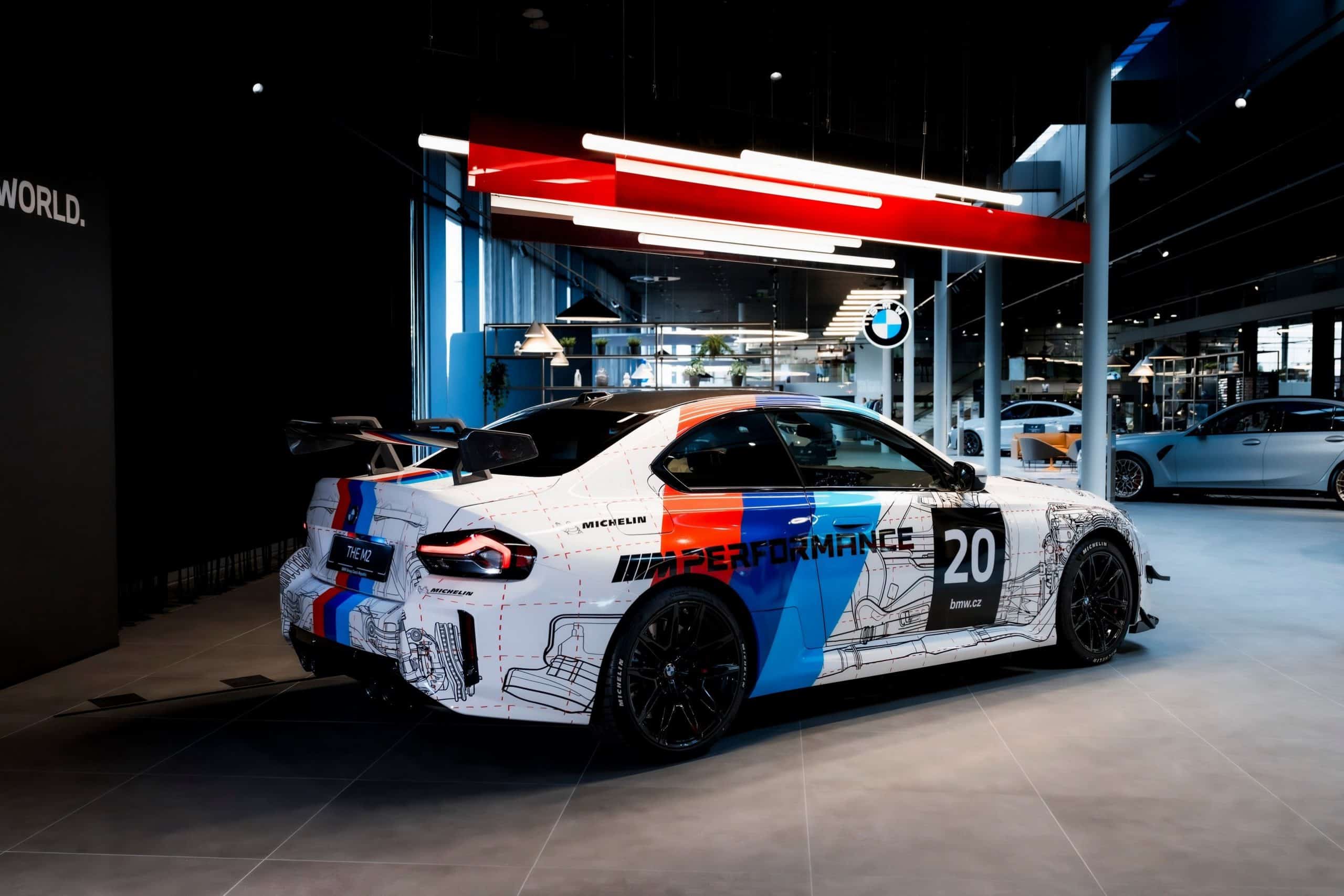 BMW M2 WITH M PERFORMANCE TRACK KIT 11