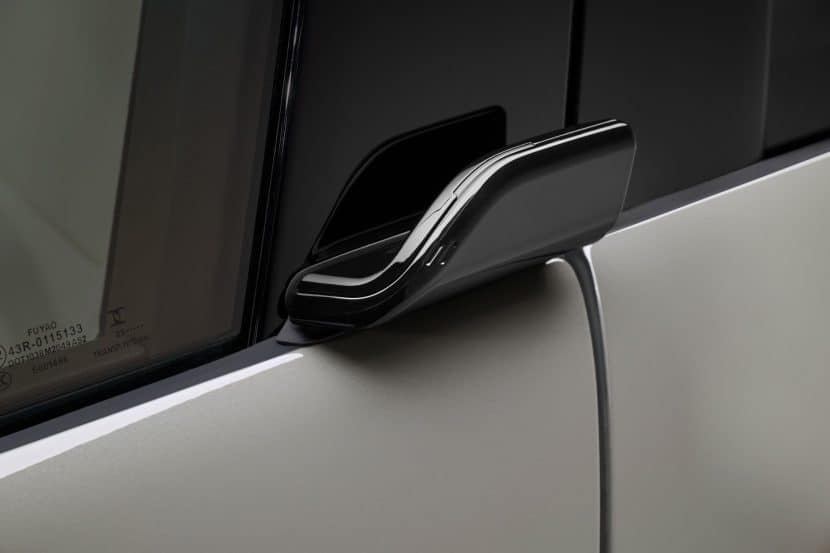 The New X5’s BMW Winglets Hide The Door Handles In Plain Sight
