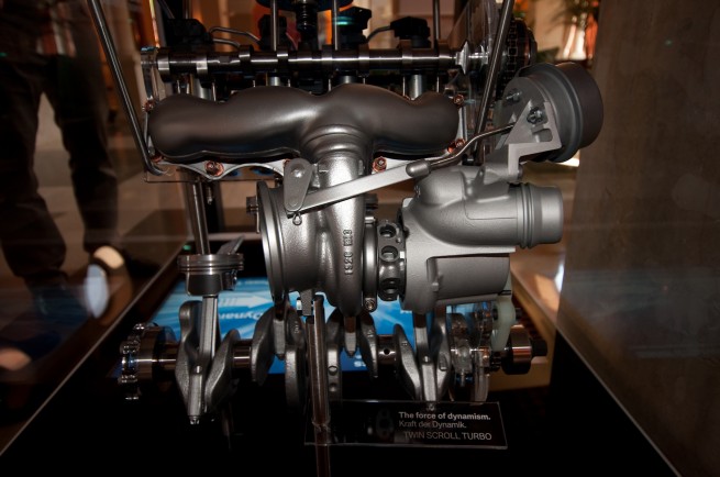 BMW M5 S63tu cross-bank exhaust