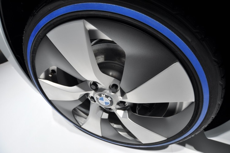 Opposite Lock: Electric ///M