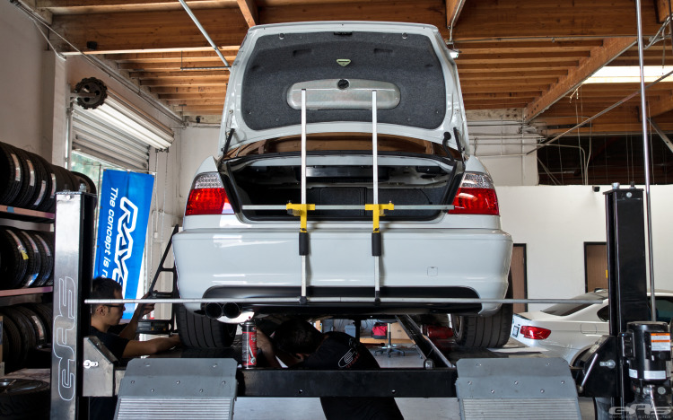 Alpine White BMW E46 330Ci Tuning Build