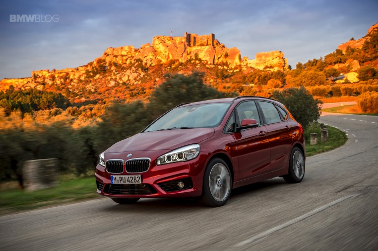 BMW 2 Series Active Tourer-xdrive-01