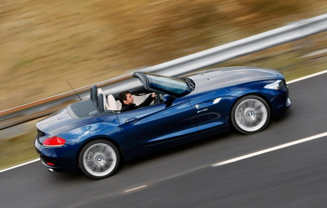 BMW-Z4-Roadster-E89-Tiefseeblau-Metallic-UK-11