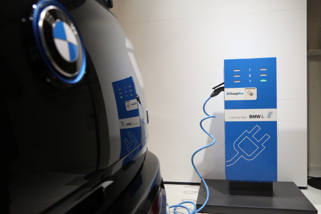 BMW i3 review - Shawn Molnar | BMWBLOG-65