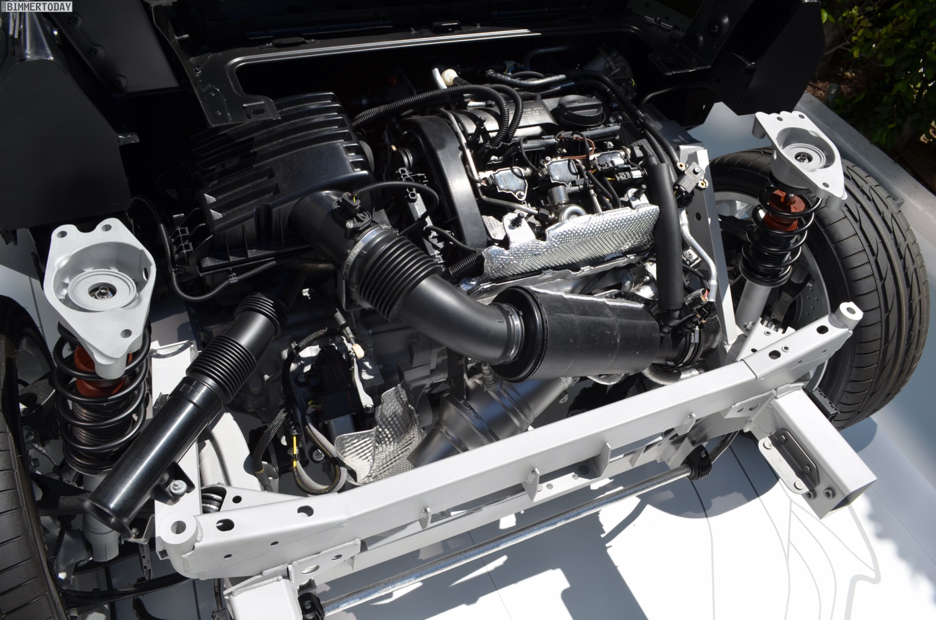 BMW B38 engine in the BMW i8