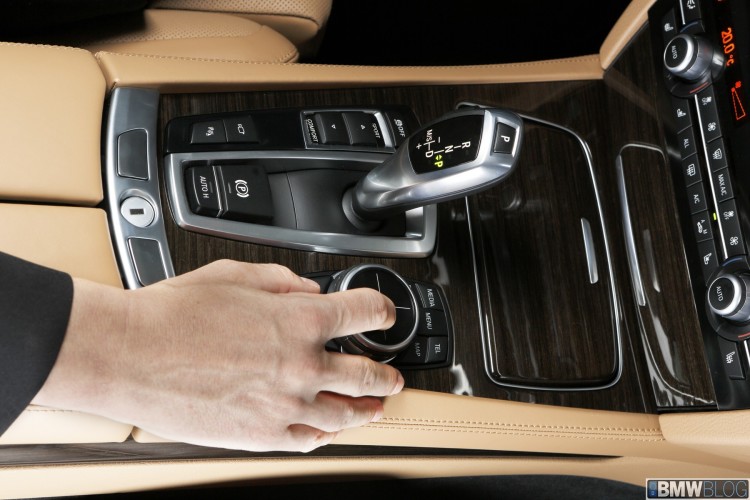 BMW’s iDrive system ranked highest in Germany and Italy for user experience