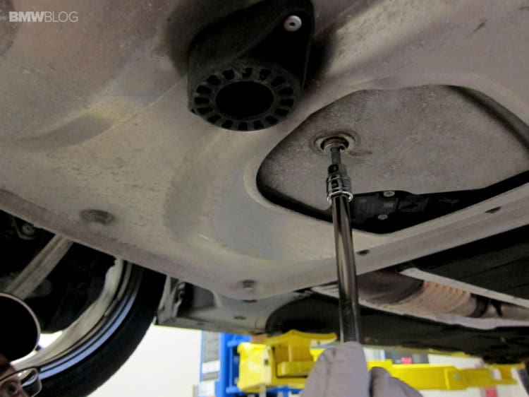 BMW-oil-change-castrol-18