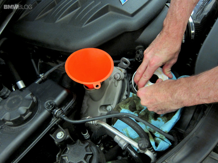 BMW-oil-change-castrol-24