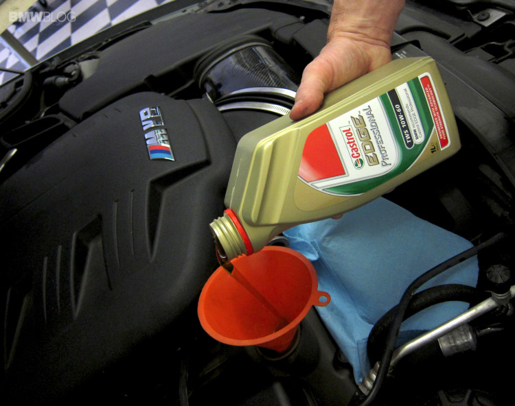 BMW-oil-change-castrol-27