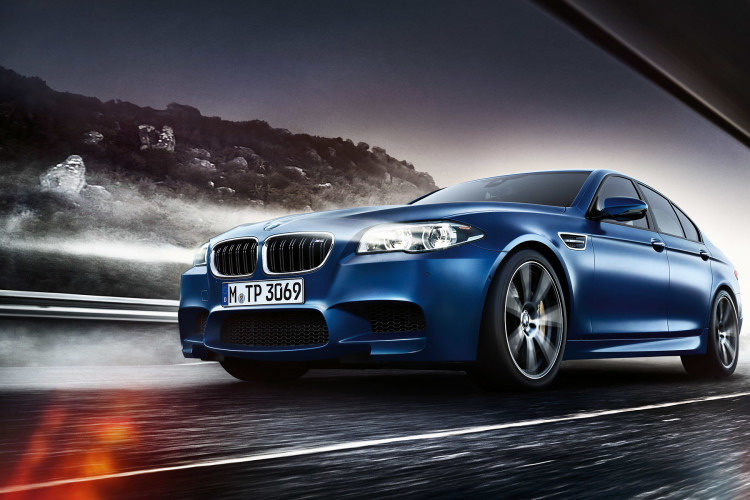 Wallpapers: BMW M5 Facelift