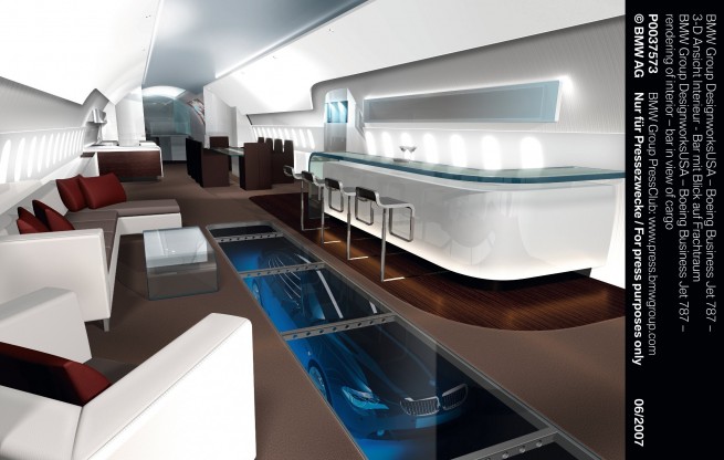 Boeing-Business-Jet-w-Cargo