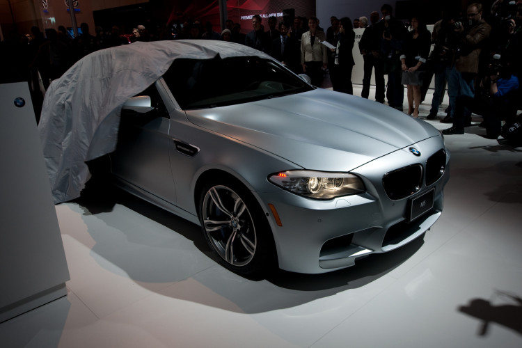 CIAS 2012: BMW’s M5 Reaches the Great White North