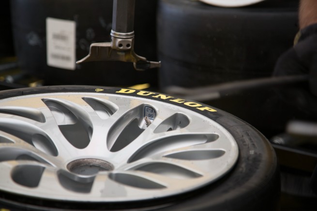 Dunlop Motorsport - Michael Blaskivich - BMWBLOG-24