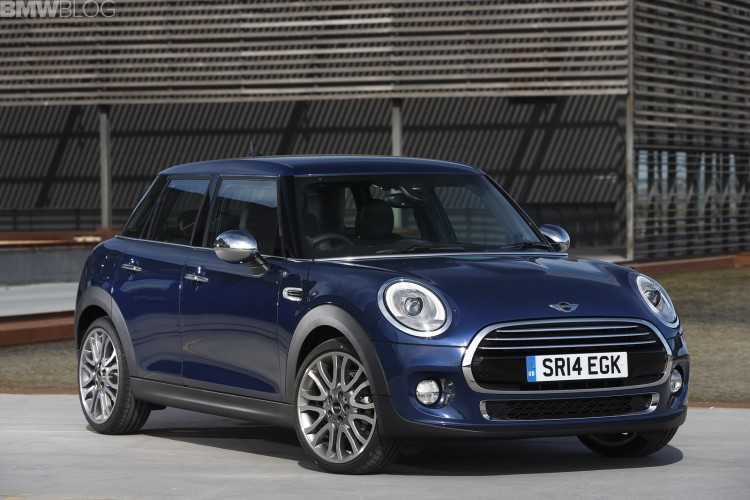 MINI Hatchback 5 door-109