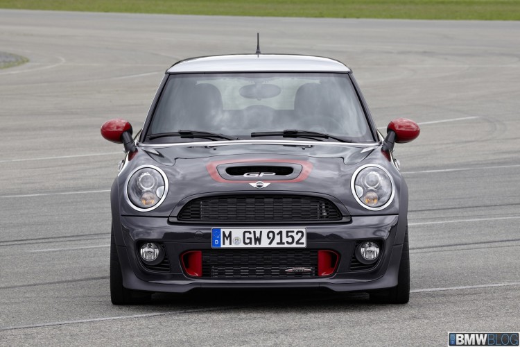 World Premiere: MINI John Cooper Works GP – 218 hp