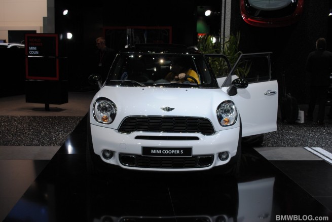 MINI-countryman-geneva-11