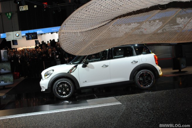 MINI-countryman-geneva-2