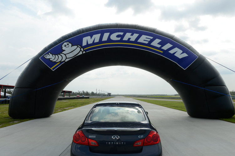 BMWBLOG Tests Michelin’s New Category-Defying Rubber: Pilot Sport A/S 3