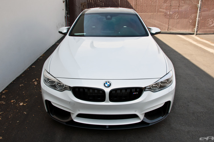 Mineral White M4 Gets The M Performance Aero Package