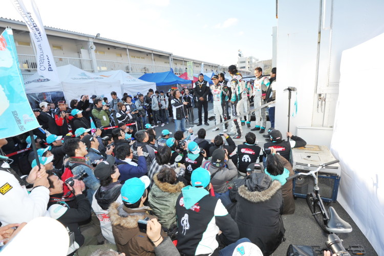 2012 Super GT: Studie Japan races with a BMW Z4 GT3