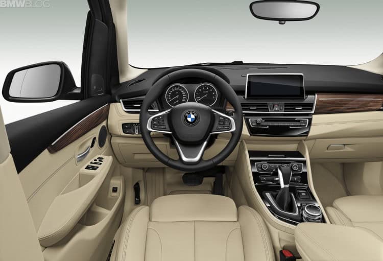 bmw-2-series-active-tourer-01
