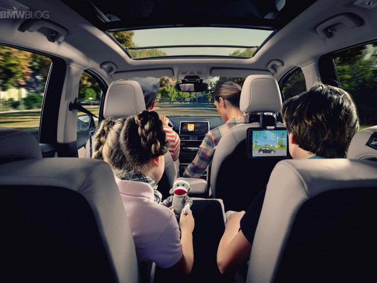 bmw-2-series-gran-tourer-interior-images-26