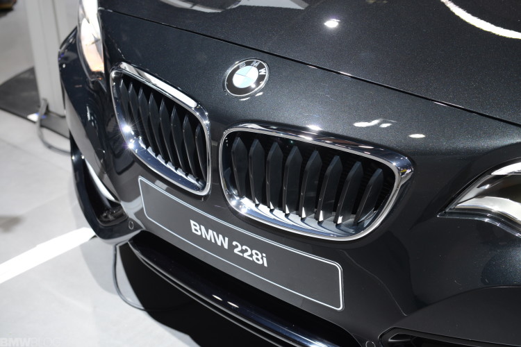 BMW 228i Coupe M Sport On The Track – VIDEO